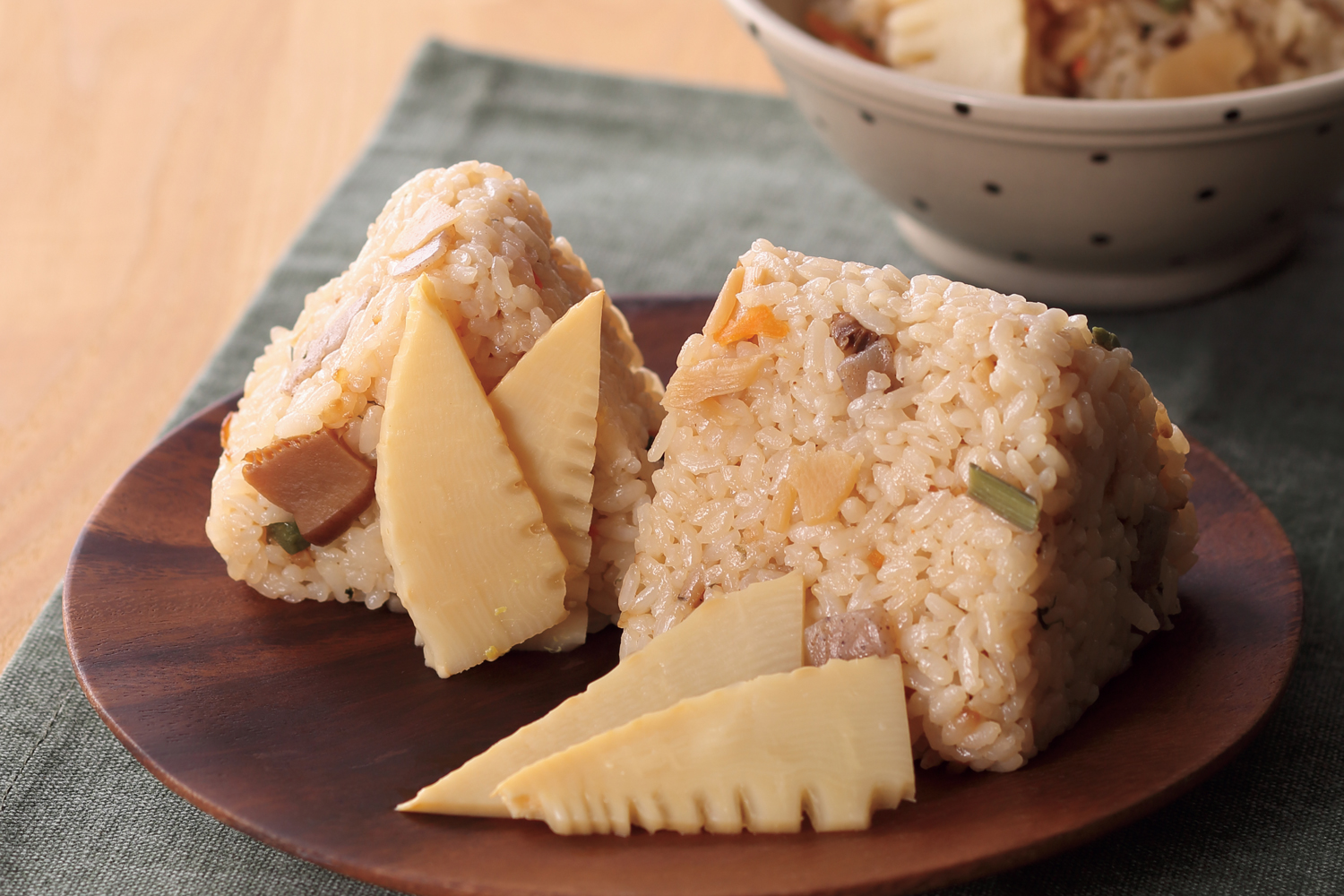 春の炊き込みごはん たけのこ